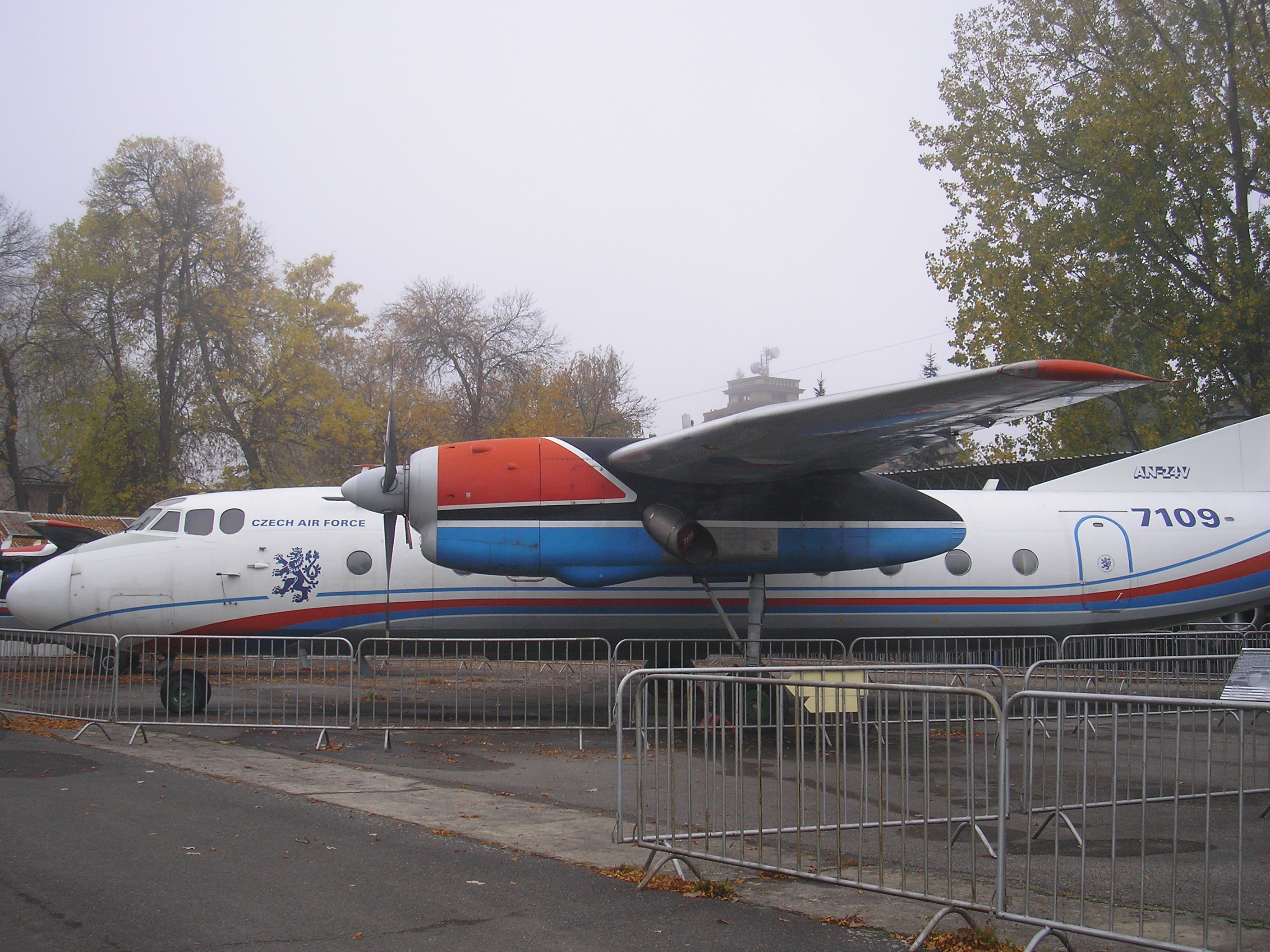 Antonov An-24.JPG